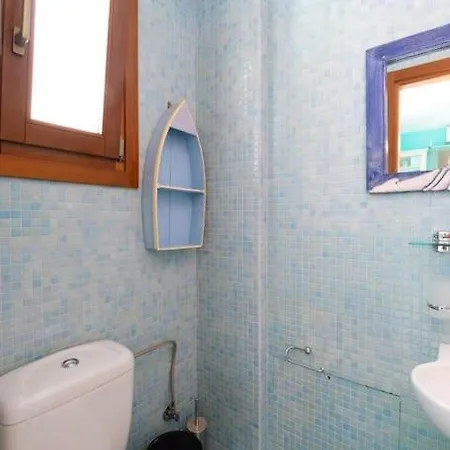 Tiny House With A Pool Apartment Athens